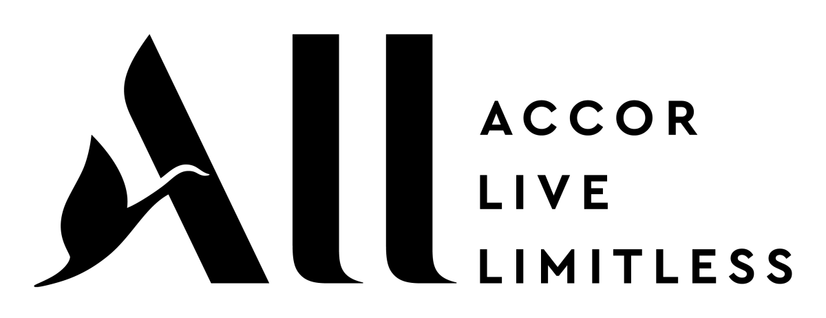 logo hotele accor warszawa